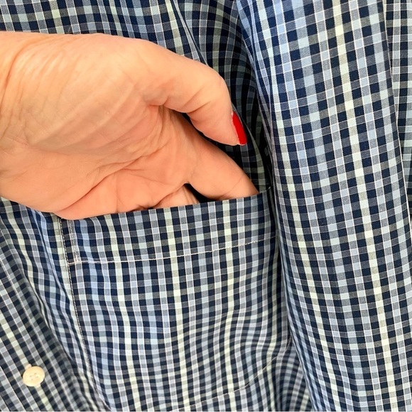 Brooks Brothers Men's Shades of Blue Long Sleeve Button Down Cotton Shirt - Picture 3 of 10